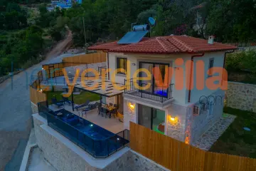 Villa Sarıca 1 | Kaş Çukurbağ'da Jakuzili ve Özel Havuzlu Villa