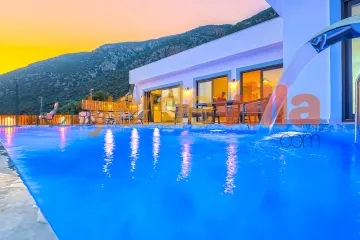 Villa Nevra | Infinity Pool Villa with Double Jacuzzi in Kas Gokseki