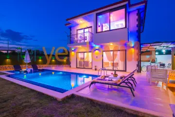 Villa Belenardi | Kaş Belenli'de Jakuzili ve Özel Havuzlu Villa