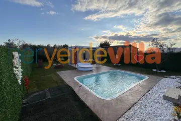 Bungalov On2-E | Antalya Döşemealtı'nda Isıtmalı Havuzlu Tiny House