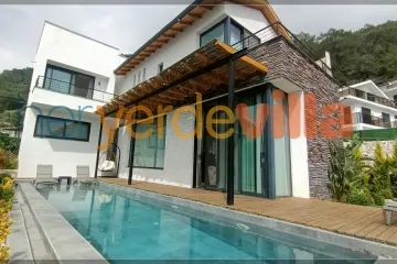 Villa Afilli | Faralya'da Korunaklı Havuzlu Jakuzili Villa