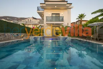 Fethiye'de Lüks Konaklama: Villa Dove 4 - Özel Havuzlu Villalar