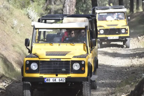 Land Rover Jeep Safari