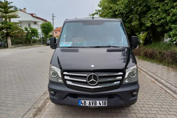 Fethiye VIP Minibüs Kiralama | Şoförlü Lüks Araç (10 Kişilik – 3 Saat)