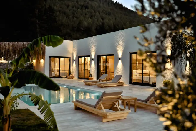 Kayaköy'de Kiralık Villa - Özel Havuzlu ve Korunaklı Bahçe