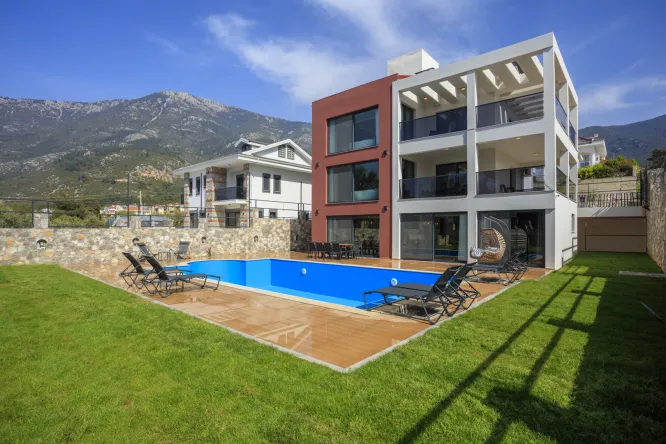 Villa Mihenk - Ovacık’ta Özel Havuzlu ve Jakuzili Lüks Tatil Villası