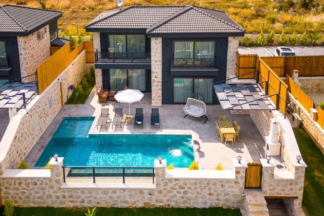 Villa Sandak 3 – Fethiye Karadere’de Jakuzili ve Havuzlu Tatil Villası