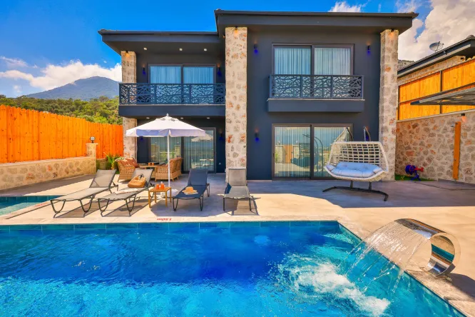  Villa Sandak 4 - Seydikemer Karadere’de Özel Havuzlu ve Jakuzili Kiralık Villa