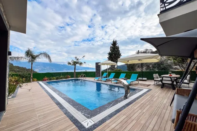 Villa Sweet Moon – Kayaköy’de Özel Havuzlu ve Jakuzili Tatil Villası