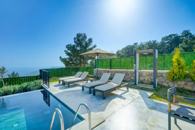 Kalkan İslamlar’da Özel Havuzlu Villa Mars | 6 Kişilik Tatil Villası