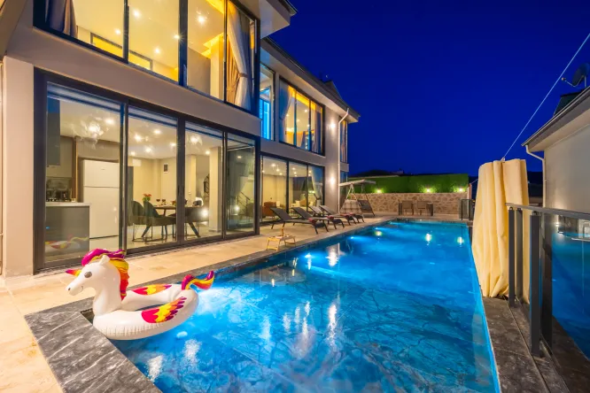 Kalkan Yeşilköy’de Özel Havuzlu 2+1 Kiralık Villa – Villa Colombia