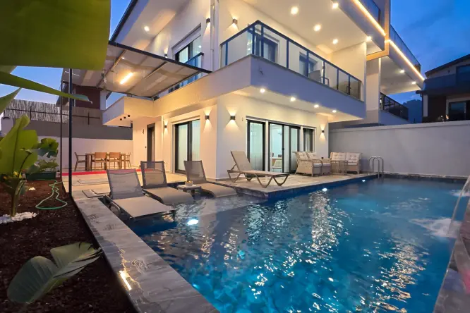 Fethiye Karagedik’te 4 Odalı Özel Havuzlu Lüks Villa – Villa Karakaya
