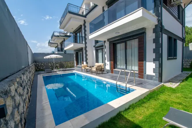 Seydikemer’de 4 Odalı Özel Havuzlu Villa – Villa Derinhera 2