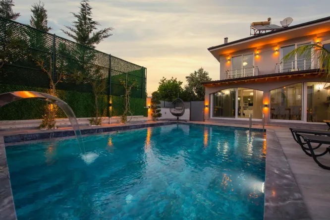 Villa Ceniba Kargı – Fethiye Çiftlik’te Jakuzili Geniş Aile Villası