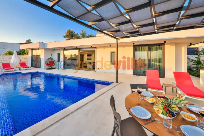Kalkan Üzümlü Kiralık Villa | Villa Azure 1 4 Kişilik