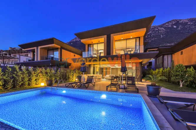 Villa Palmi | Kalkan Kızıltaş’ta Deniz Manzaralı Modern Kiralık Villa