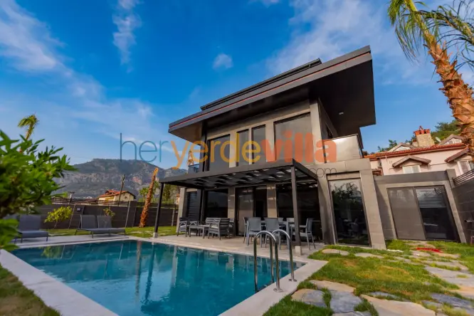 Göcek Denize 500m Özel Havuzlu Villa | 8 Kişilik Villa Diamond Port 2
