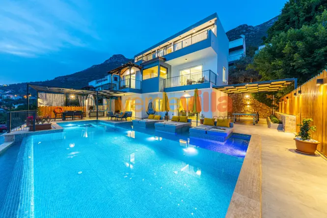 Kalkan Kızıltaş Kiralık Villa | Villa Captain Lucky 6 Kişilik
