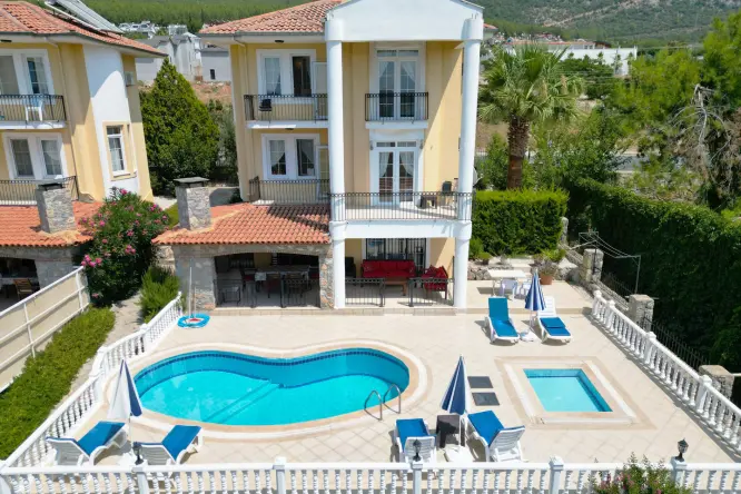 Ölüdeniz 8 Kişilik Çocuk Havuzlu Villa | Villa Defne Evi 1