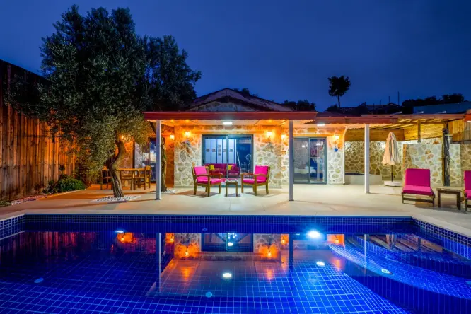 Kalkan Üzümlü Korunaklı Balayı Villası | Dreamland 3