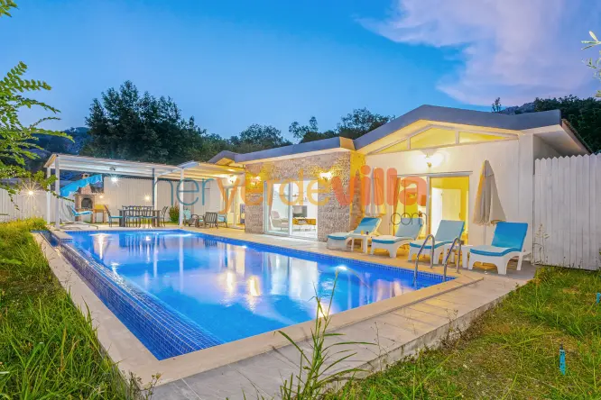 Villa Maram Evi | Kaş İslamlar’da Jakuzili Doğa İçerisinde Villa