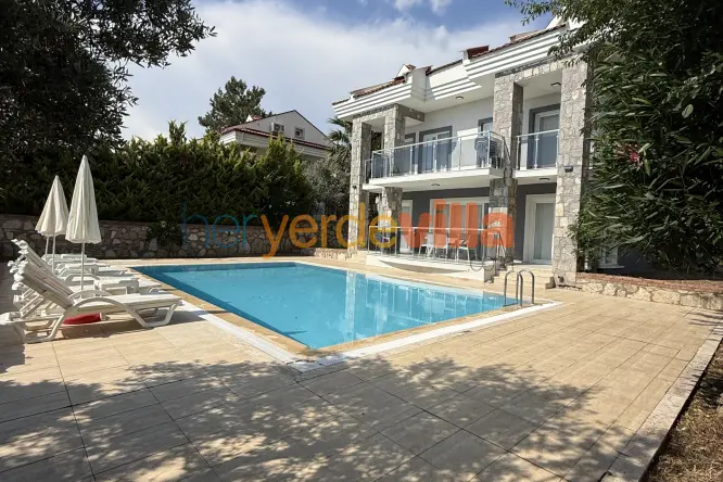 Villa Bella | Doğa İçerisinde Özel Havuzlu Modern Tatil Villası
