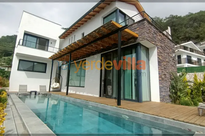 Villa Afilli | Faralya'da Korunaklı Havuzlu Jakuzili Villa