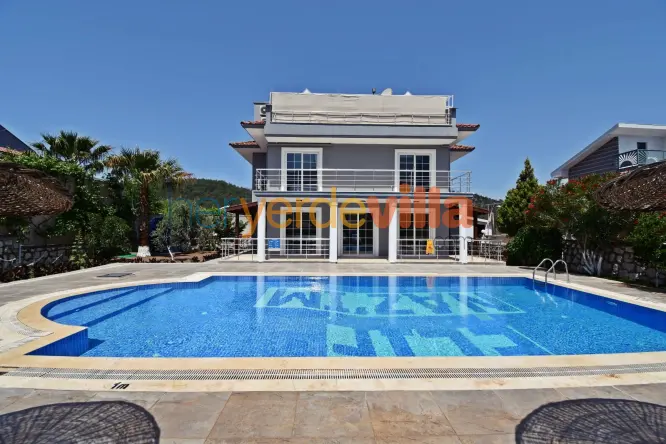 Villa Naz | Fethiye Hisarönü'nde 12 Kişilik Korunaklı Havuzlu Villa