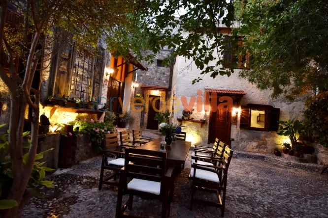 Villa Fümehan | Fethiye Kayaköy’de Tarihi Taş Mimarili Özel Villa