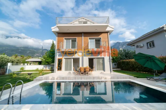 Villa Lidya - Ölüdeniz'in Hisarönü Bölgesinde, 3 Yatak Odalı ve Özel Havuzlu 6 Kişilik Tatil Villası