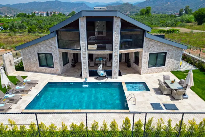 Villa Poyraz Fethiye | Jakuzili Odalar, Özel Havuz ve Güvenli Tatil İmkanları