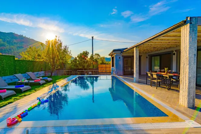 Fethiye Kayaköy'de Havuzlu Tatil Villası | Villa Sidera - Balayı ve Muhafazakar Konsept