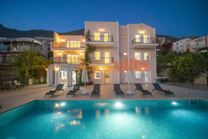Kalkan Kızıltaş Kiralık Villa | Villa Abis 12 Kişilik