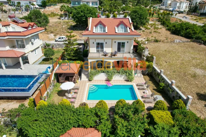 Ölüdeniz'in Kalbinde Rahatlığın ve Lüksün Keyfini Çıkarın - Villa Arokarya
