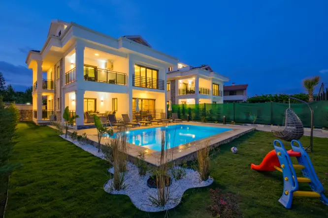 Lüks Tatil Villası | Villa White Palm 2 - Fethiye'nin Akarca Bölgesinde Özel Havuz ve Modern Tasarım