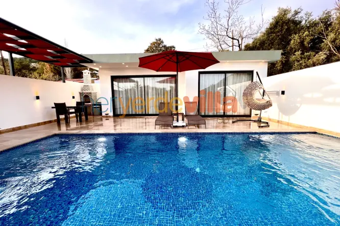 Villa Gala Mini - Korunaklı Havuzlu ve Jakuzili Tatil Villası | Kalkan İslamlar