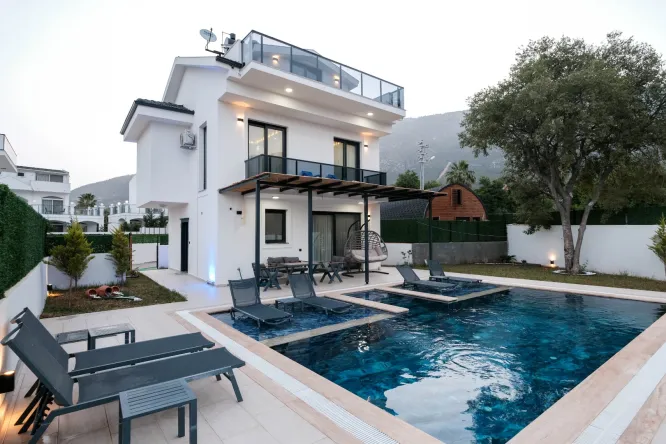 Villa Tahancı 1 - Doğayla İç İçe 6 Kişilik Lüks Tatil Villası
