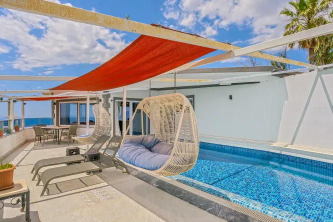 Villa Star Light 4 – Kalkan’da Jakuzili ve Deniz Manzaralı Özel Tatil Villası