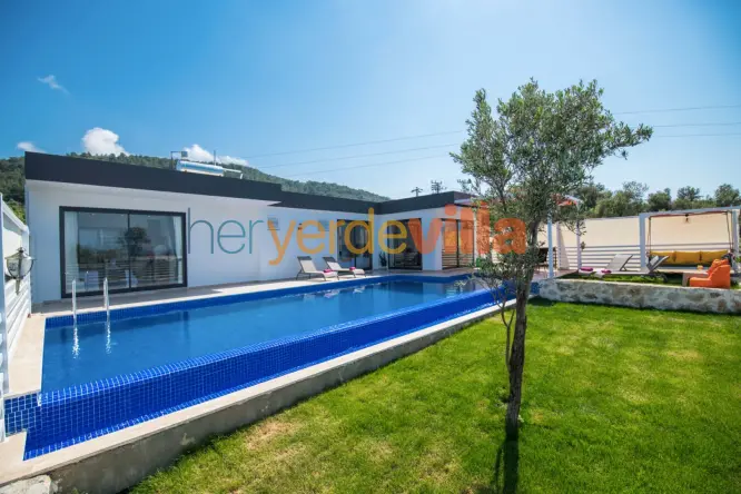 Kalkan Patara Isıtmalı Havuzlu Villa | Villa Nar Çiçeği